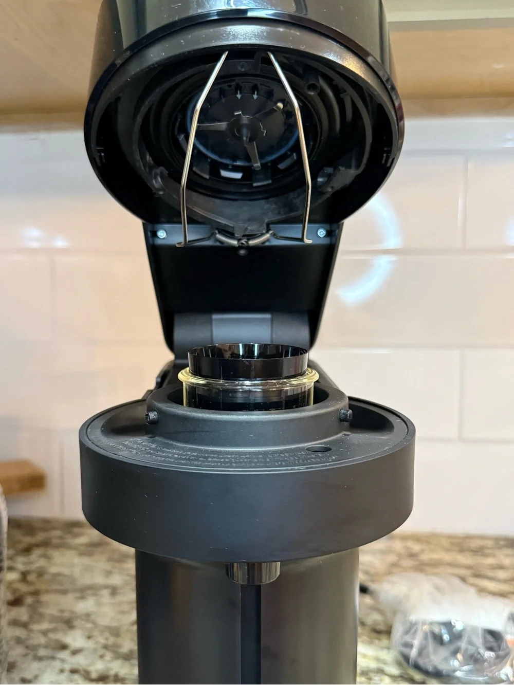 Nespresso Vertuo Next Limited Edition Glossy Black w/ Aeroccino 3 Frother